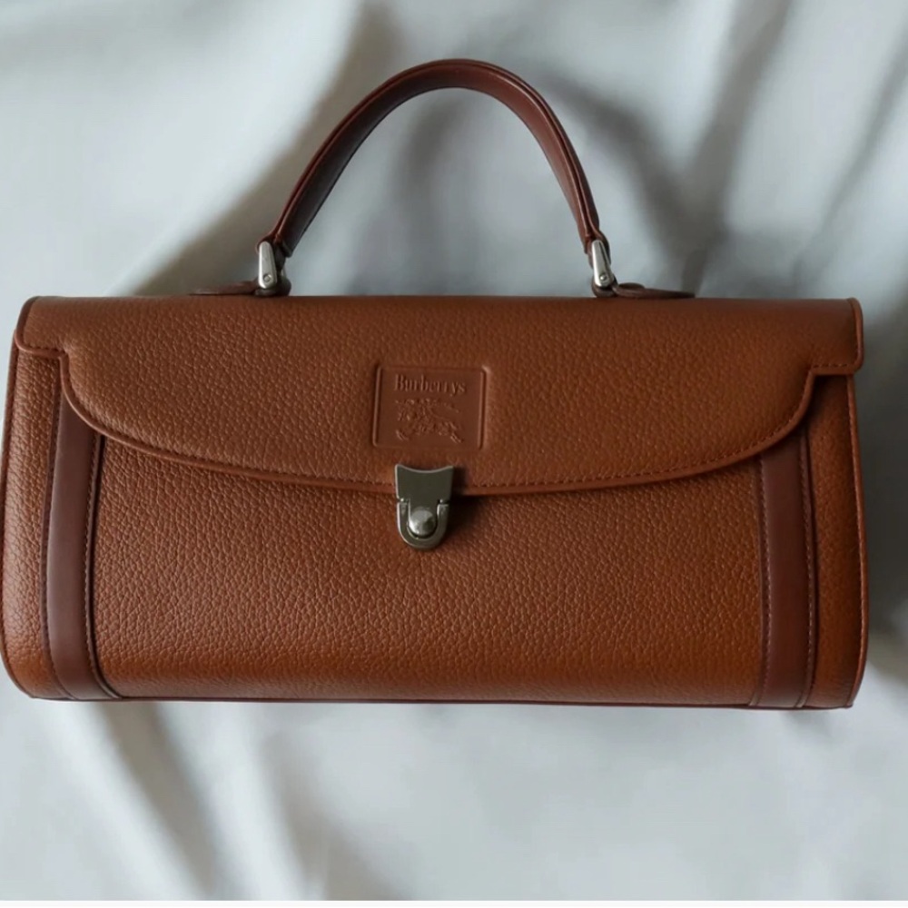 ❌SOLD❌ Burberry Vintage Brown Grained Leather Top Handle Bag